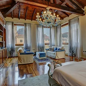 Relais Ponte Pietra Italien