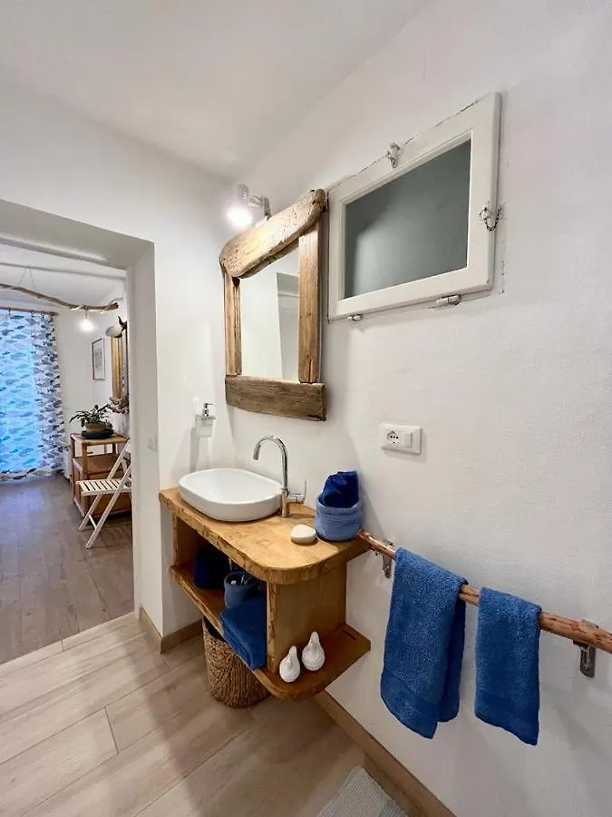 La Collina Sul Mare Bed & Breakfast Marina di Campo 3*,