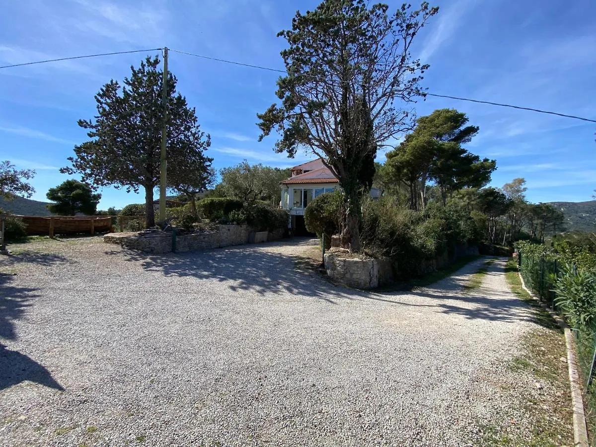 ***  La Collina Sul Mare Bed & Breakfast Marina di Campo Italy