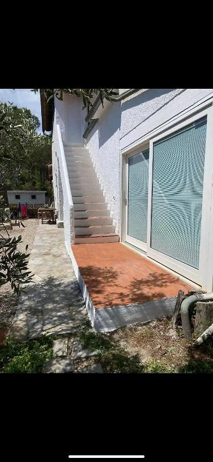 La Collina Sul Mare Bed & Breakfast Marina di Campo 3*,  Italy